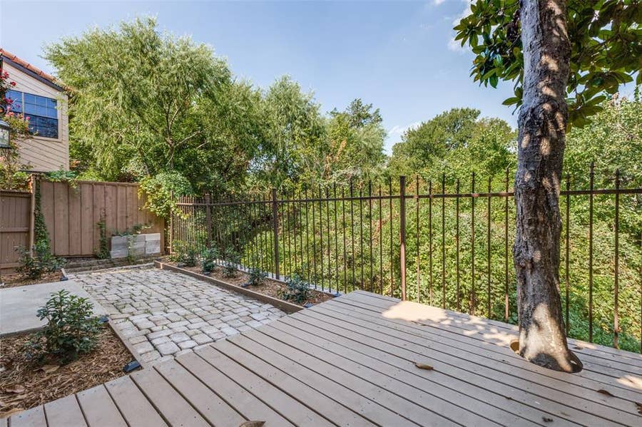 Property photo for 5626 Preston Oaks Road, #37D, Dallas, TX