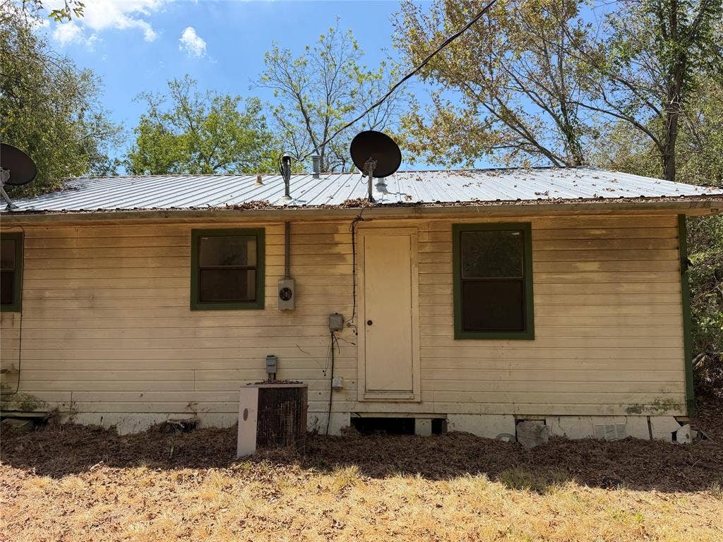 370 Locust Street, Point, TX 75472 370 Locust Street, Point, TX 75472