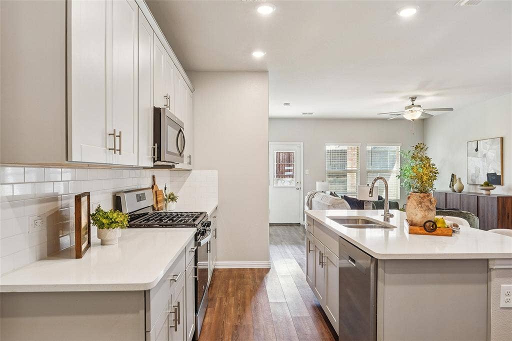 4925 Westhill Drive, McKinney, TX 75071 4925 Westhill Drive, McKinney, TX 75071