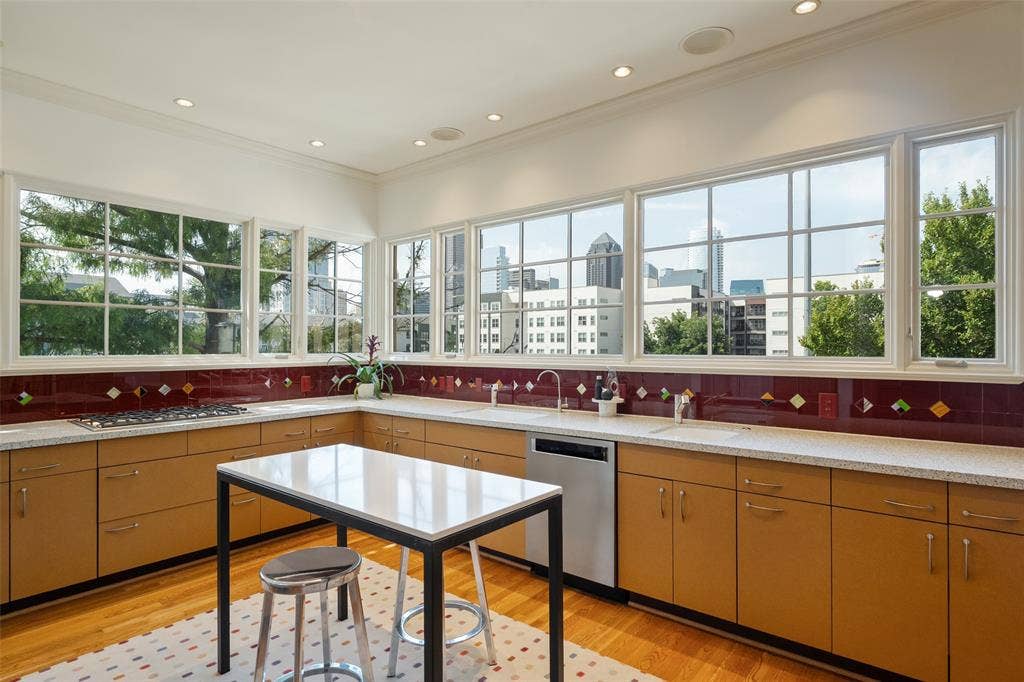 2203 Allen Street, Dallas, TX 75204 2203 Allen Street, Dallas, TX 75204