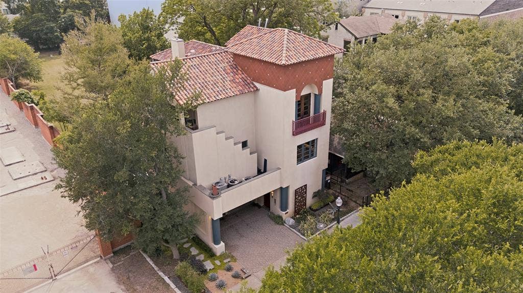 2203 Allen Street, Dallas, TX 75204 2203 Allen Street, Dallas, TX 75204