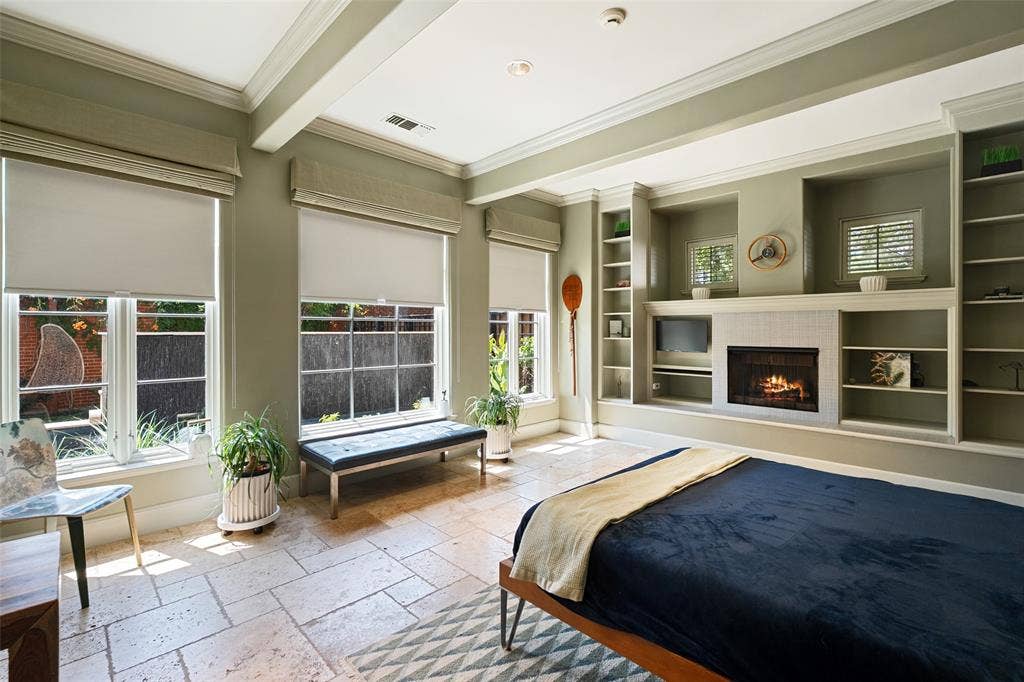 2203 Allen Street, Dallas, TX 75204 Or third bedroom on first floor