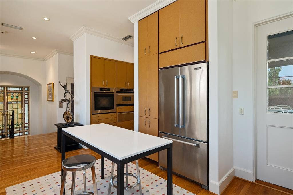 2203 Allen Street, Dallas, TX 75204 2203 Allen Street, Dallas, TX 75204