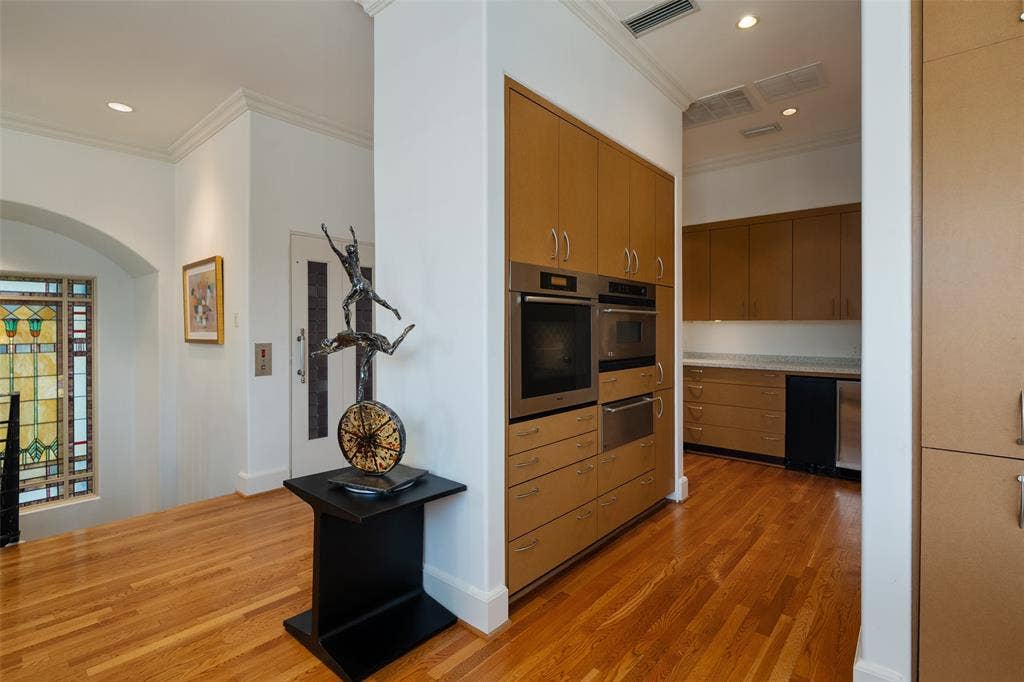 2203 Allen Street, Dallas, TX 75204 2203 Allen Street, Dallas, TX 75204