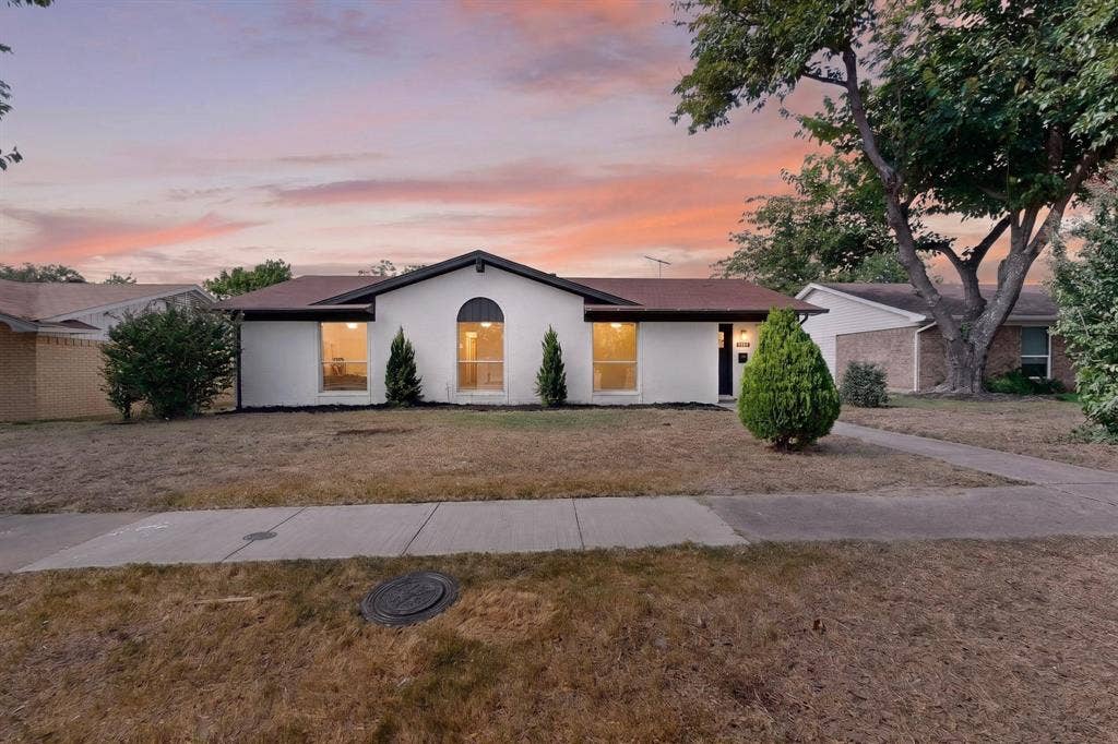 11231 Pelican Drive, Dallas, TX 75238 11231 Pelican Drive, Dallas, TX 75238