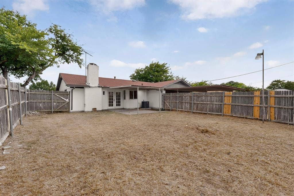 11231 Pelican Drive, Dallas, TX 75238 11231 Pelican Drive, Dallas, TX 75238