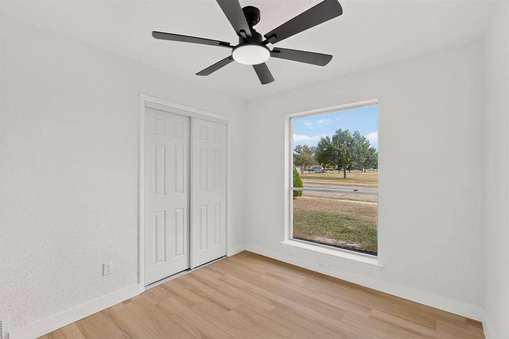 11231 Pelican Drive, Dallas, TX 75238 11231 Pelican Drive, Dallas, TX 75238