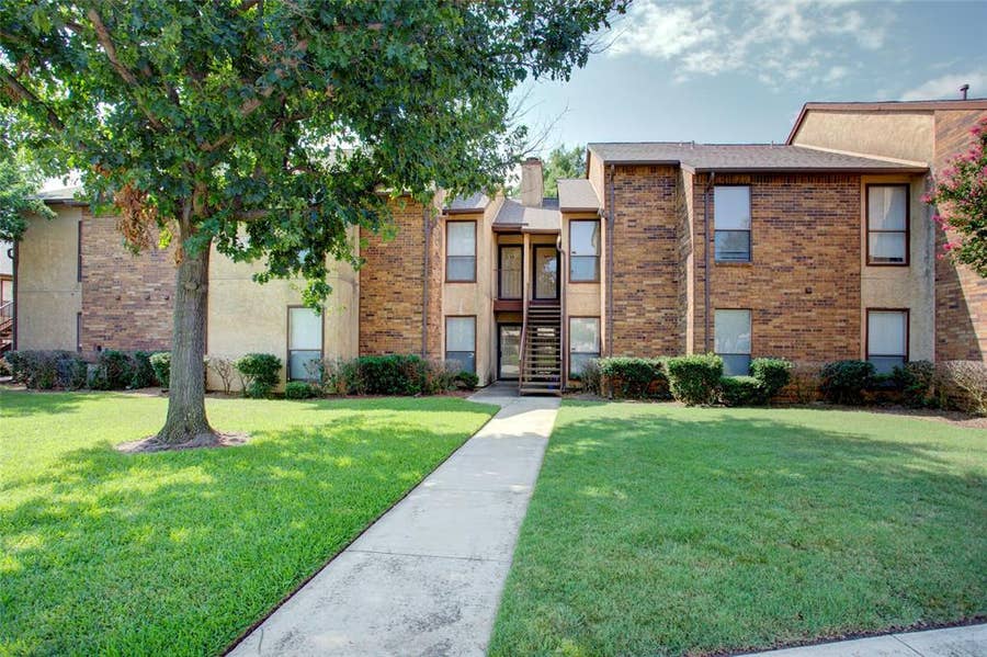 Property photo for 1304 Harwell Drive, #4811, Arlington, TX