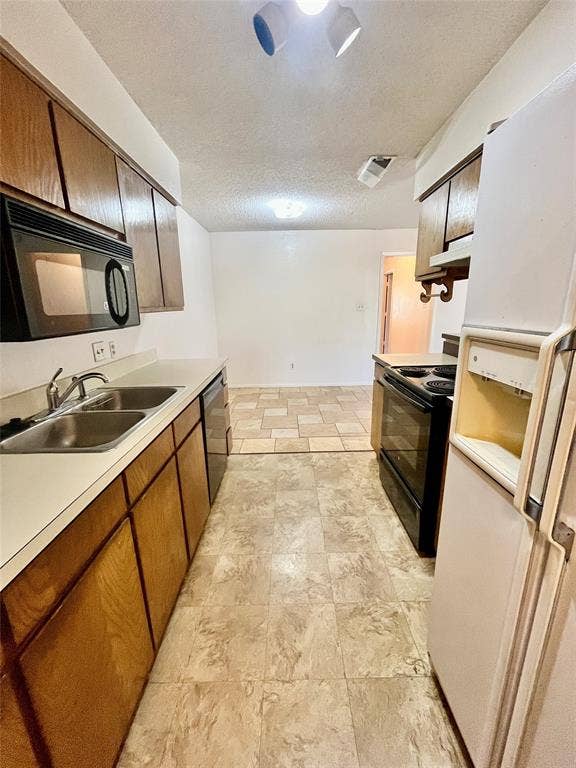 424 NW 23rd Street, Grand Prairie, TX 75050 424 NW 23rd Street, Grand Prairie, TX 75050
