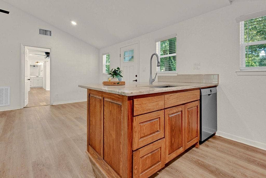 224 Hideaway Lane E, Hideaway, TX 75771 224 Hideaway Lane E, Hideaway, TX 75771