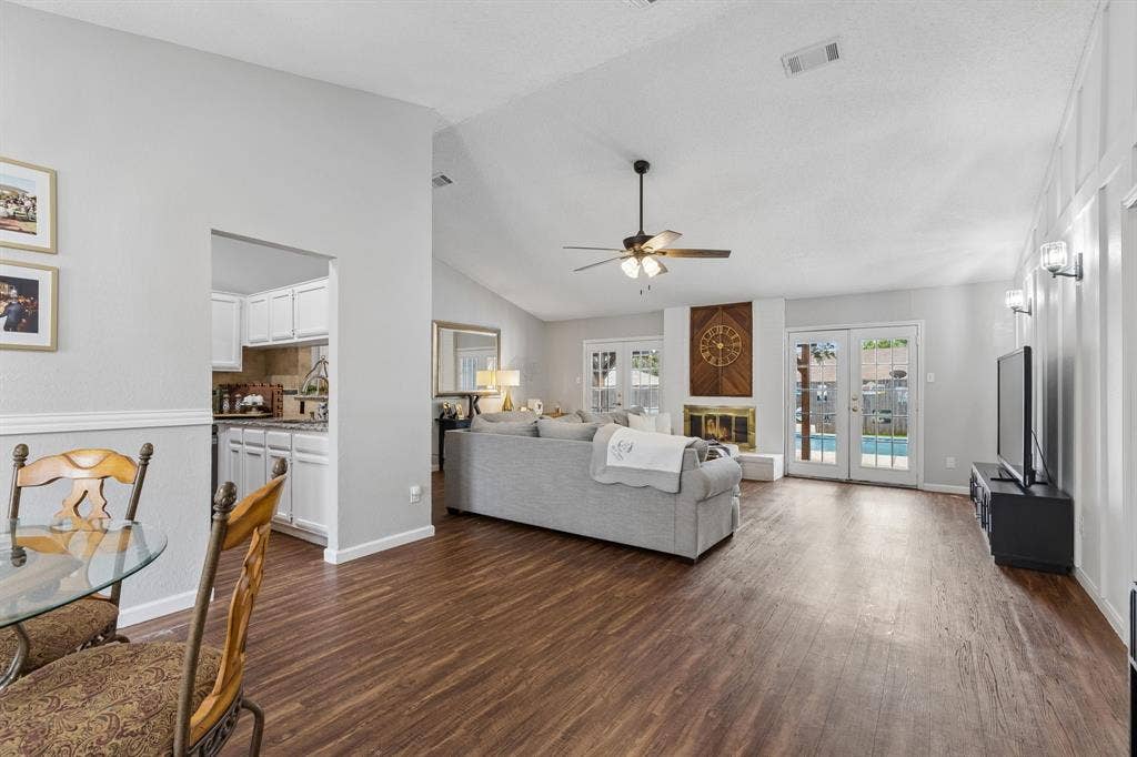 6512 Highview Terrace, Watauga, TX 76148 Entry with view of dining area, kitchen and living room
