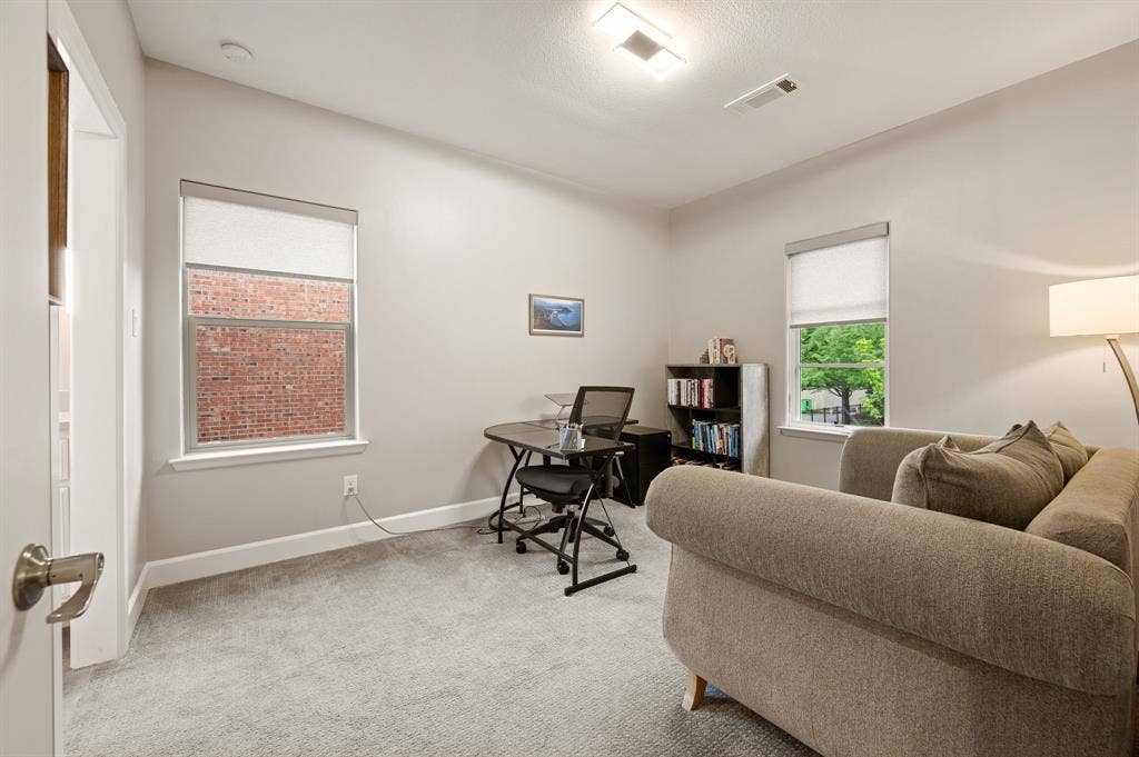 6811 Del Norte Lane, Dallas, TX 75225 6811 Del Norte Lane, Dallas, TX 75225