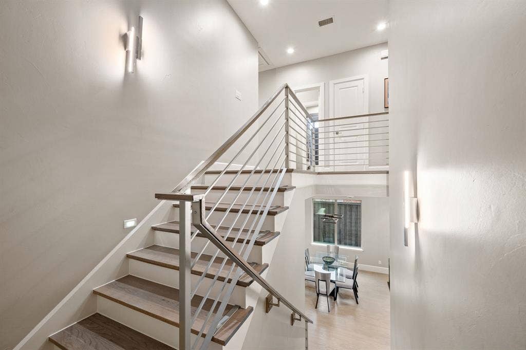 6811 Del Norte Lane, Dallas, TX 75225 6811 Del Norte Lane, Dallas, TX 75225
