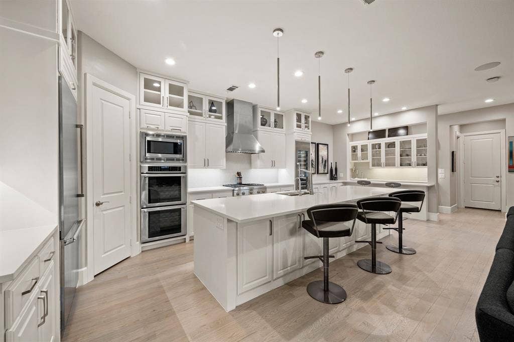 6811 Del Norte Lane, Dallas, TX 75225 6811 Del Norte Lane, Dallas, TX 75225