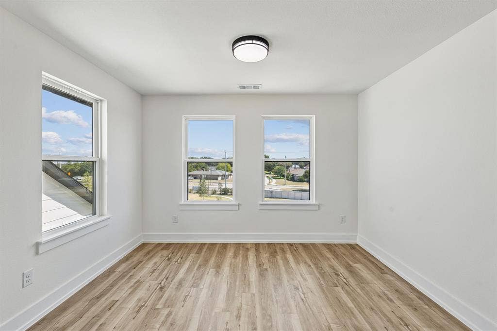 4505 Crescent Heights Road, Garland, TX 75043