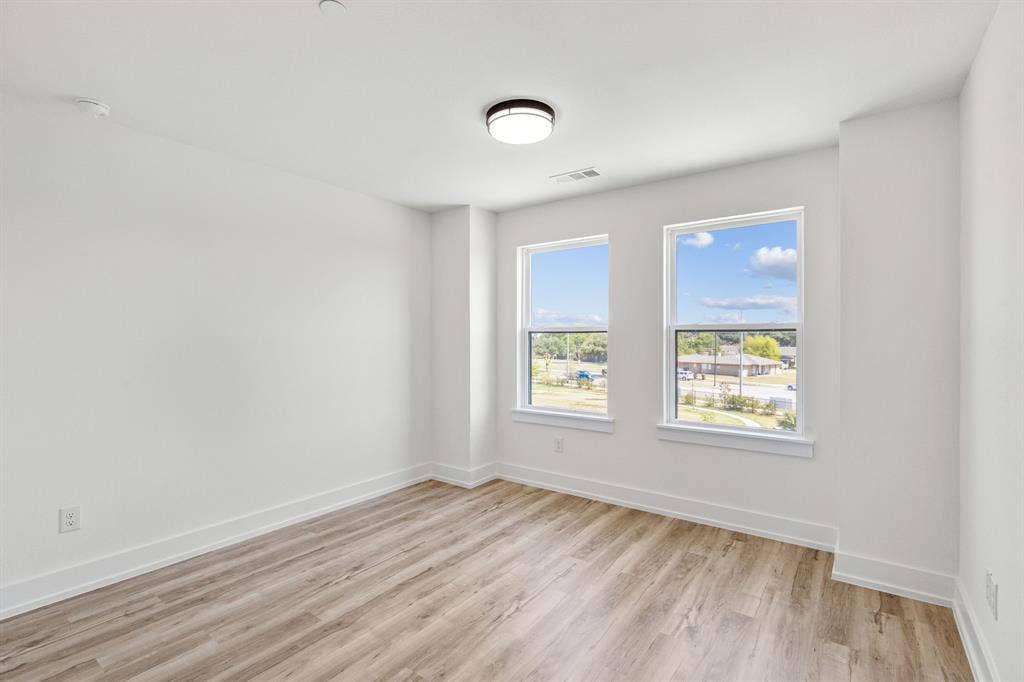 4505 Crescent Heights Road, Garland, TX 75043
