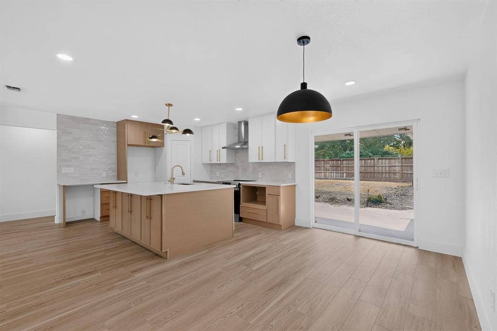 2224 Westlake Drive, Plano, TX 75075 2224 Westlake Drive, Plano, TX 75075