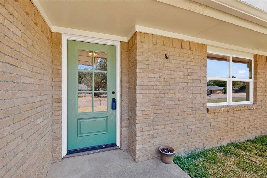 2224 Westlake Drive, Plano, TX 75075 2224 Westlake Drive, Plano, TX 75075