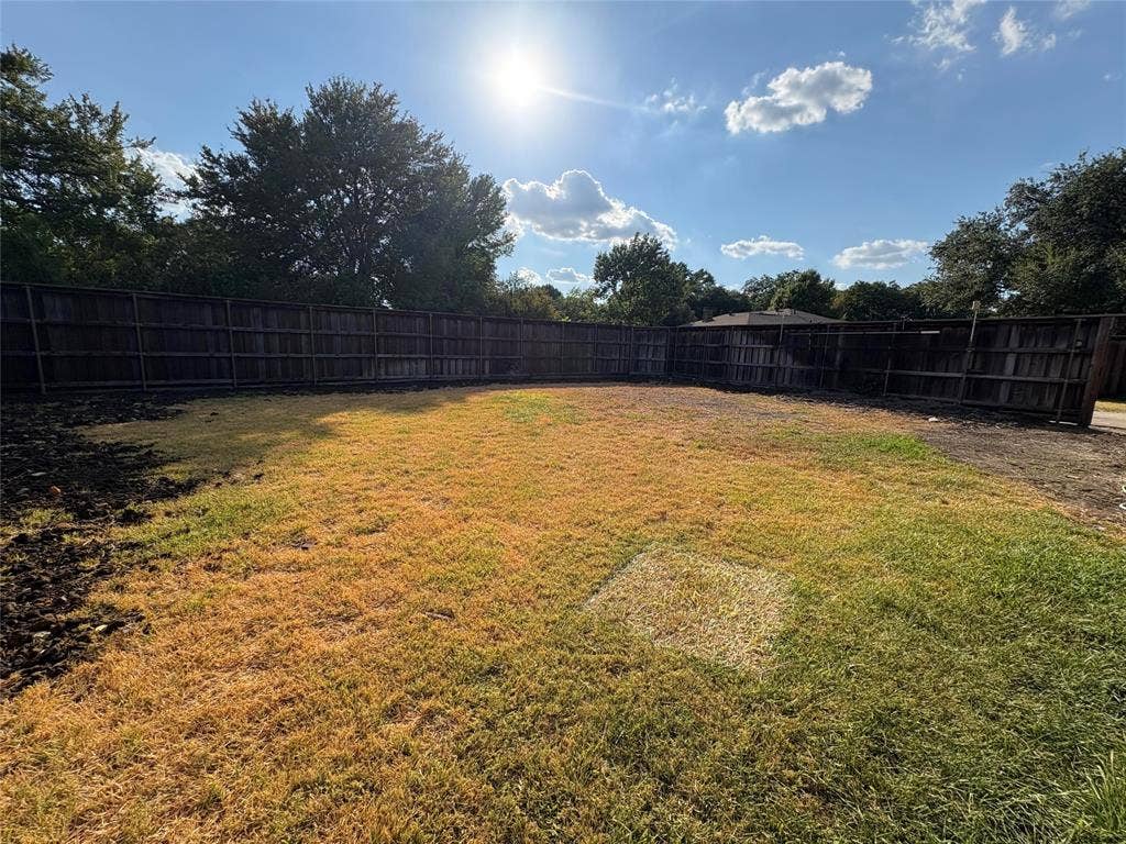 2224 Westlake Drive, Plano, TX 75075 2224 Westlake Drive, Plano, TX 75075
