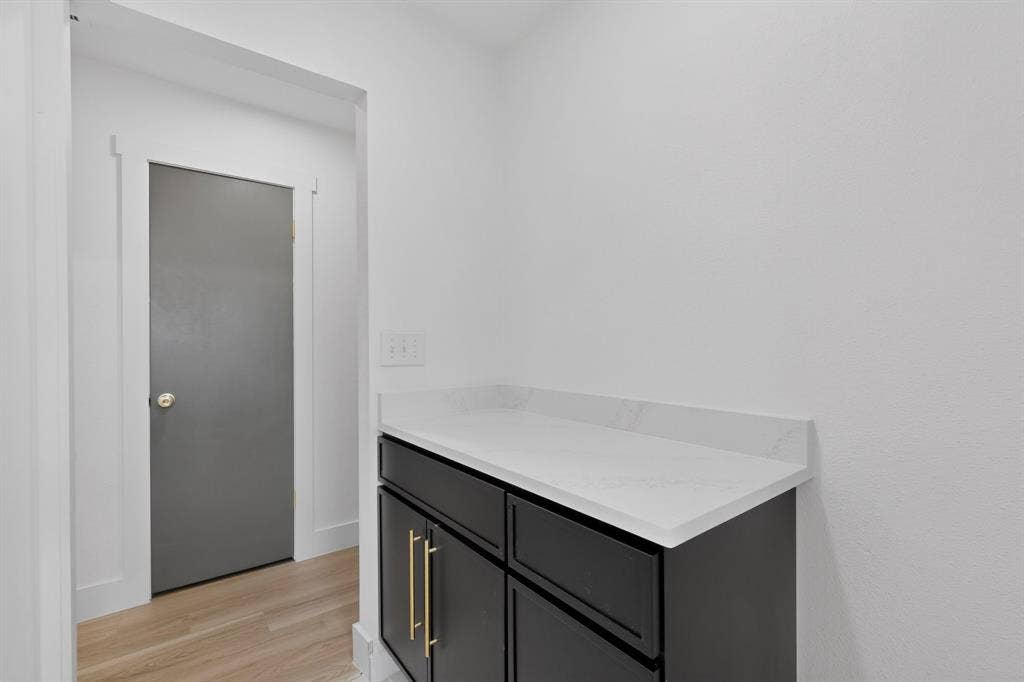 2224 Westlake Drive, Plano, TX 75075 2224 Westlake Drive, Plano, TX 75075