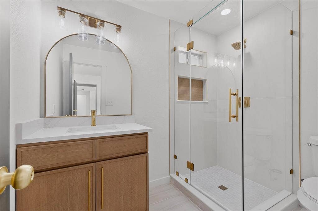 2224 Westlake Drive, Plano, TX 75075 2224 Westlake Drive, Plano, TX 75075