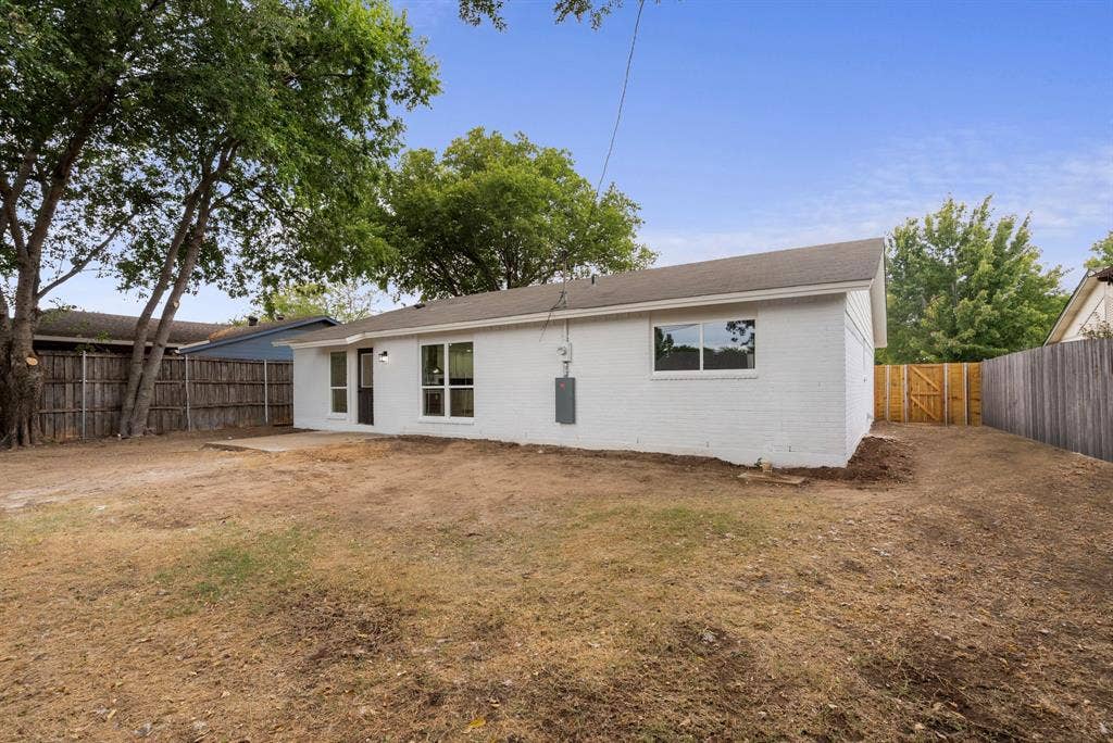 609 Thornwood Trail, Grand Prairie, TX 75052 609 Thornwood Trail, Grand Prairie, TX 75052