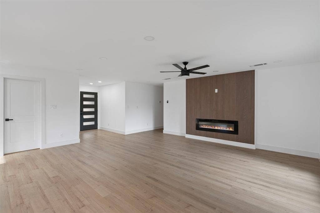 609 Thornwood Trail, Grand Prairie, TX 75052 609 Thornwood Trail, Grand Prairie, TX 75052