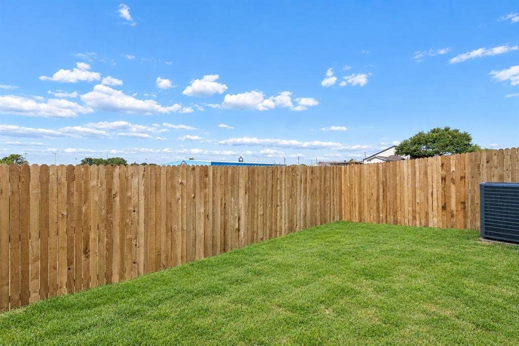 4509 Crescent Heights Road, Garland, TX 75043 4509 Crescent Heights Road, Garland, TX 75043