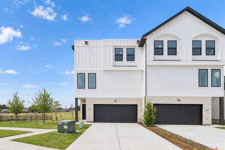 Property photo for 4509 Crescent Heights Road, Garland, TX