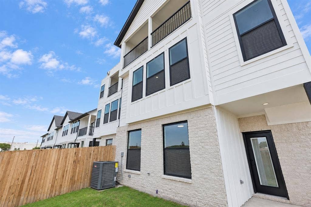 4509 Crescent Heights Road, Garland, TX 75043 4509 Crescent Heights Road, Garland, TX 75043