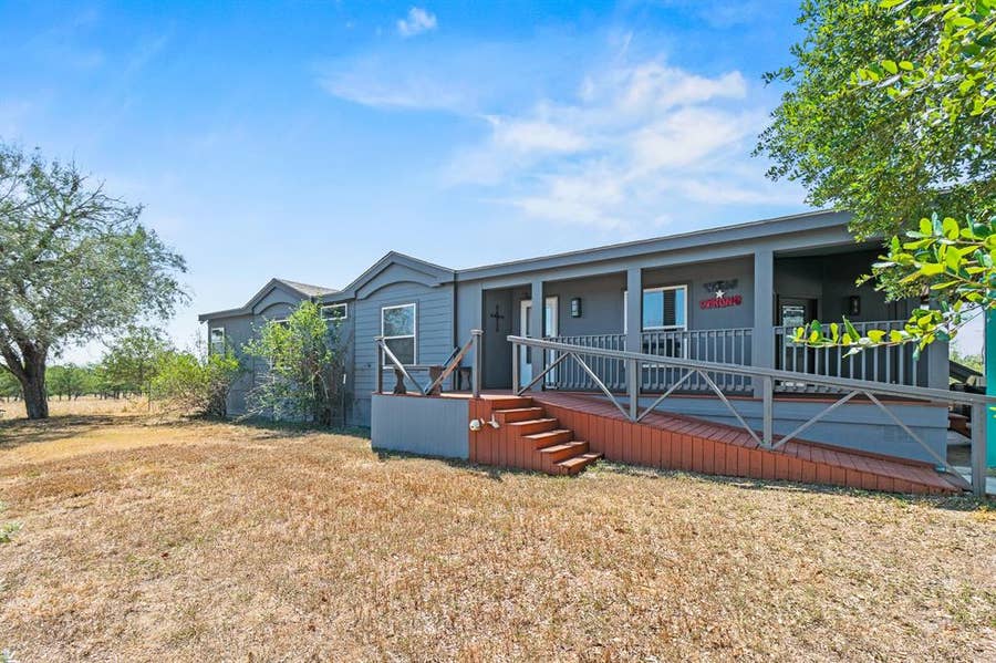 Property photo for 1951 Dowdy Road, Seguin, TX
