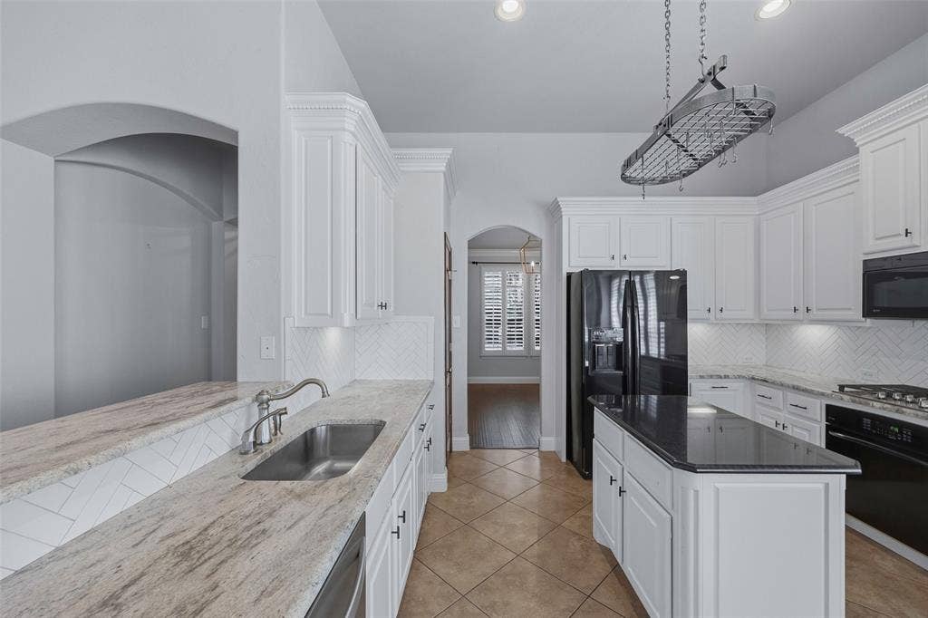 2508 Waters Edge Lane, Fort Worth, TX 76116 2508 Waters Edge Lane, Fort Worth, TX 76116