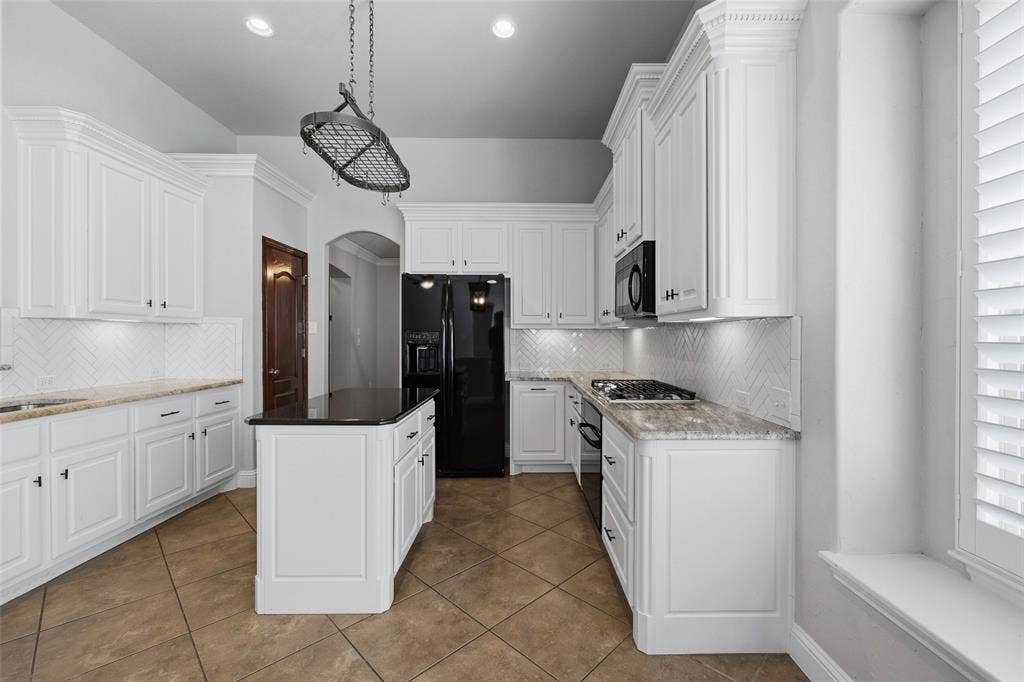 2508 Waters Edge Lane, Fort Worth, TX 76116 2508 Waters Edge Lane, Fort Worth, TX 76116