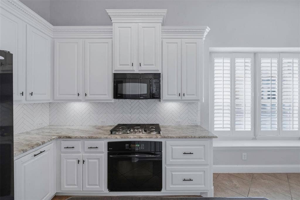 2508 Waters Edge Lane, Fort Worth, TX 76116 2508 Waters Edge Lane, Fort Worth, TX 76116