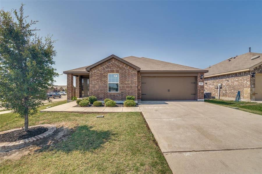 Property photo for 4725 Salers Way, Forney, TX