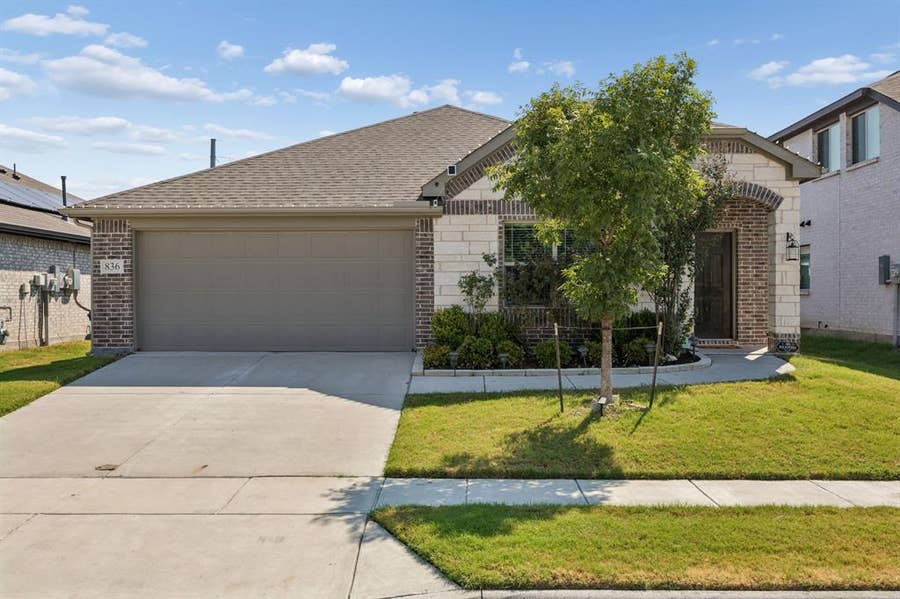 Property photo for 836 Foxtail Bend, Lavon, TX
