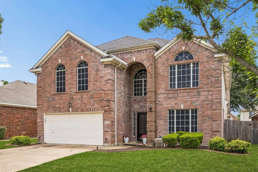 Property photo for 4501 Stepping Stone Drive, Fort Worth, TX