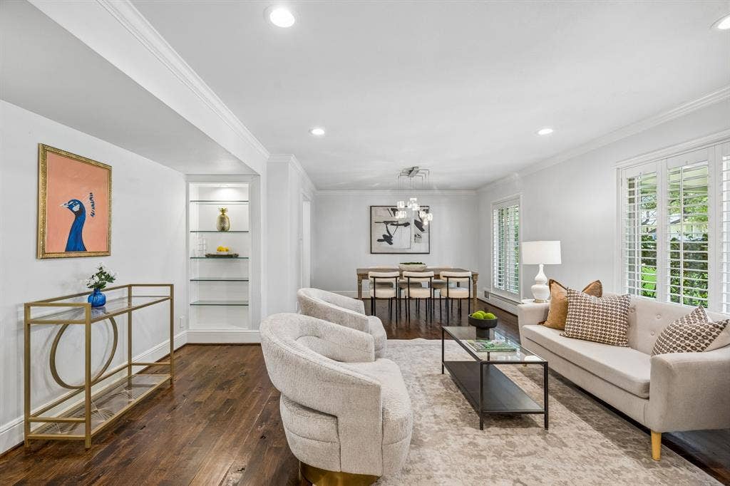 9946 Vistadale Drive, Dallas, TX 75238 9946 Vistadale Drive, Dallas, TX 75238