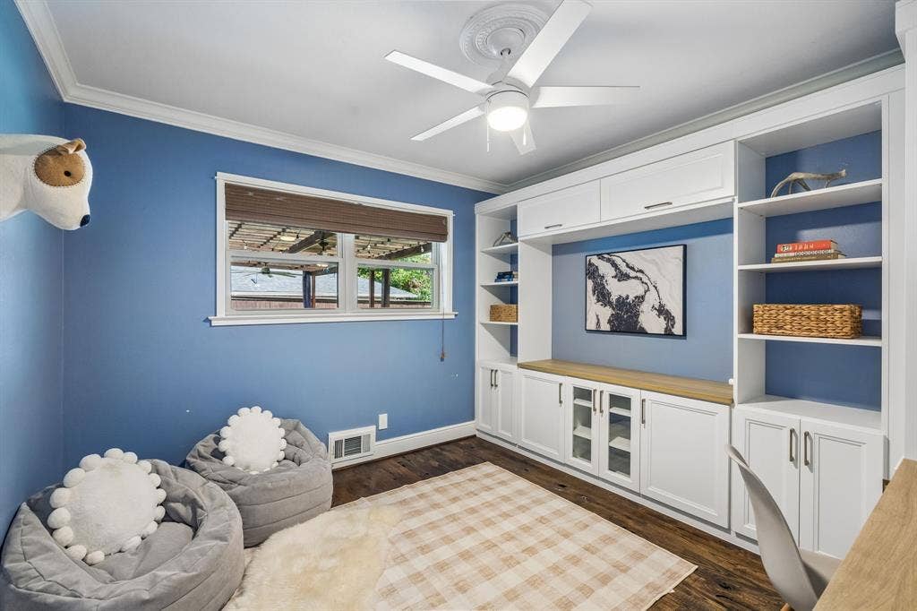 9946 Vistadale Drive, Dallas, TX 75238 9946 Vistadale Drive, Dallas, TX 75238