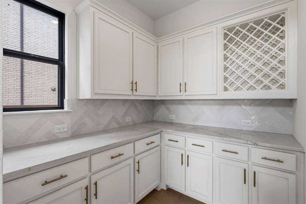 9168 Pavonia Lane, Frisco, TX 75035 9168 Pavonia Lane, Frisco, TX 75035