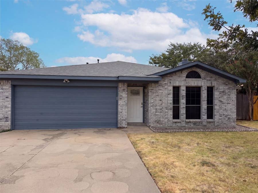 Property photo for 713 Buddy L Drive, Fort Worth, TX