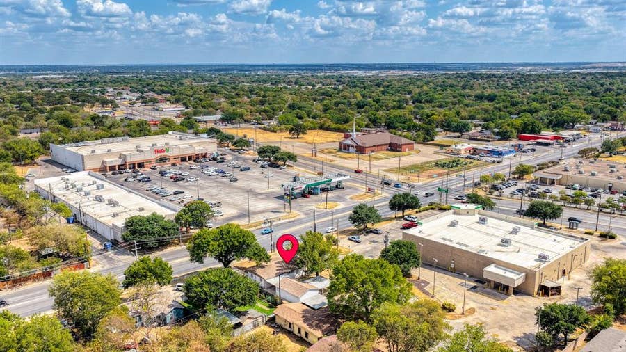 Property photo for 3008 Miller Avenue, Fort Worth, TX