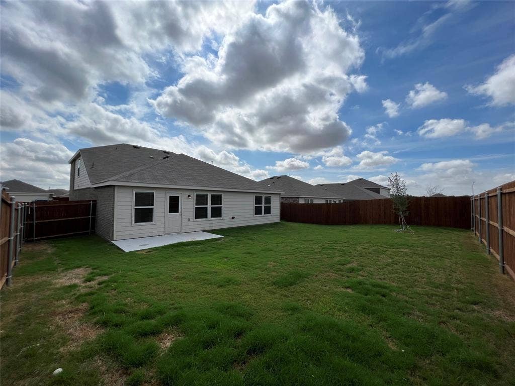 16013 Crews Avenue, Haslet, TX 76052