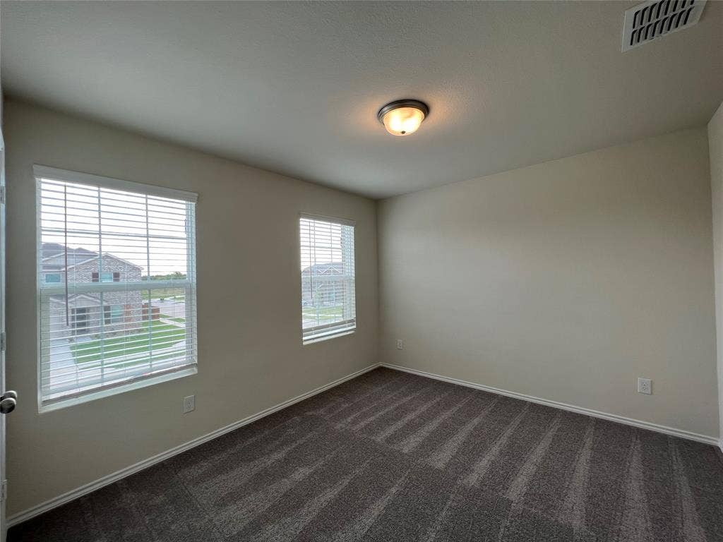 16013 Crews Avenue, Haslet, TX 76052
