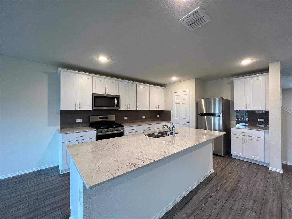 16013 Crews Avenue, Haslet, TX 76052