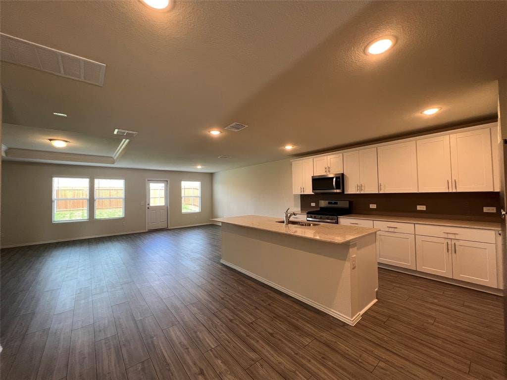16013 Crews Avenue, Haslet, TX 76052