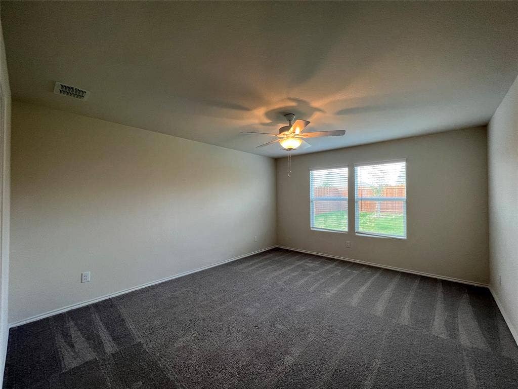 16013 Crews Avenue, Haslet, TX 76052