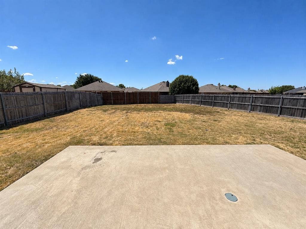 1334 Yukon Drive, Midlothian, TX 76065 1334 Yukon Drive, Midlothian, TX 76065