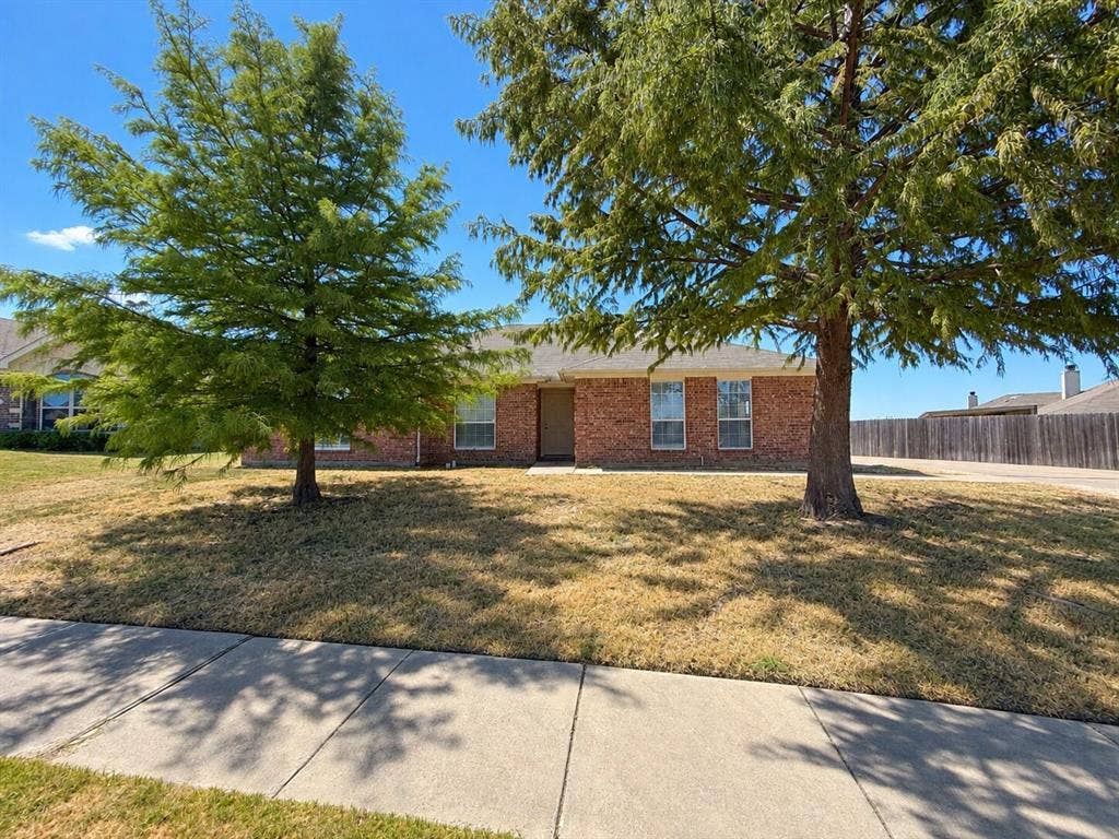 1334 Yukon Drive, Midlothian, TX 76065 1334 Yukon Drive, Midlothian, TX 76065