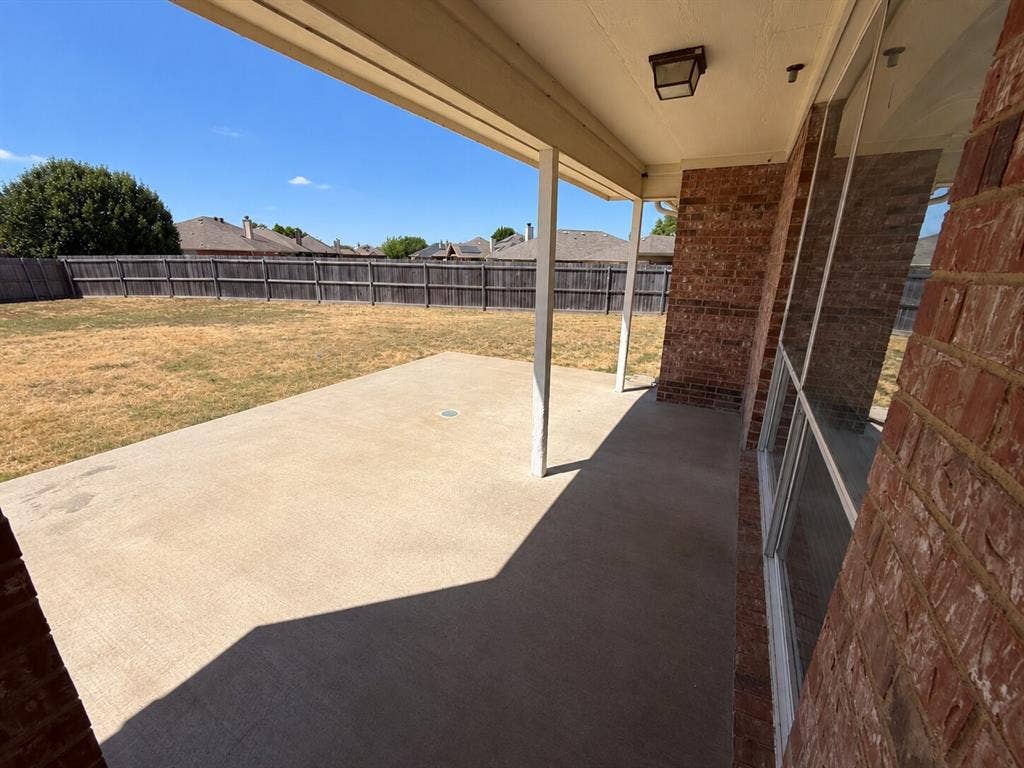 1334 Yukon Drive, Midlothian, TX 76065 1334 Yukon Drive, Midlothian, TX 76065